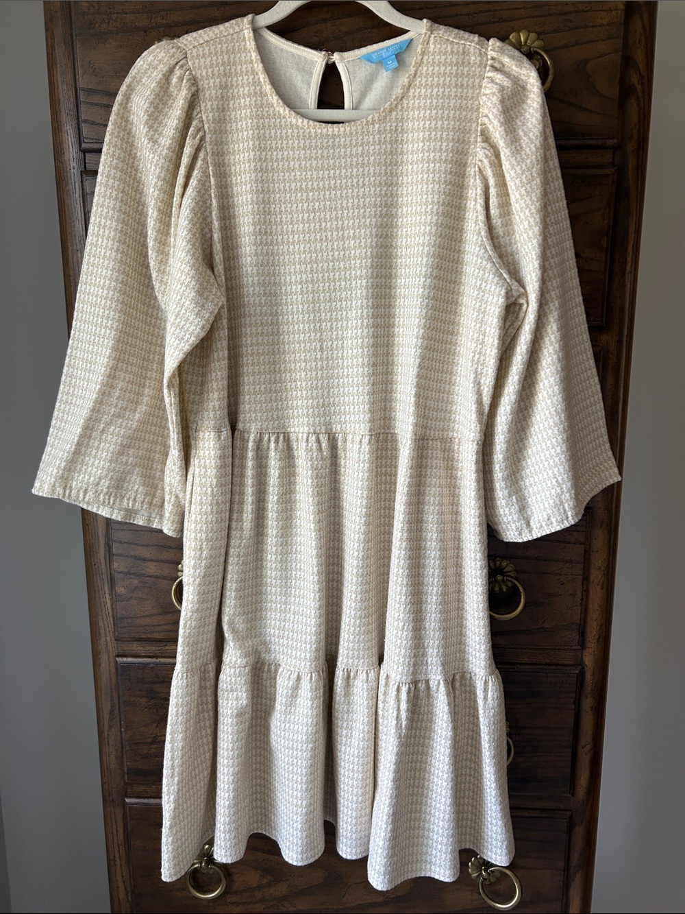 Draper James Cream/Gold Textured Tiered Midi Dress with Puff Shoulders, Size M